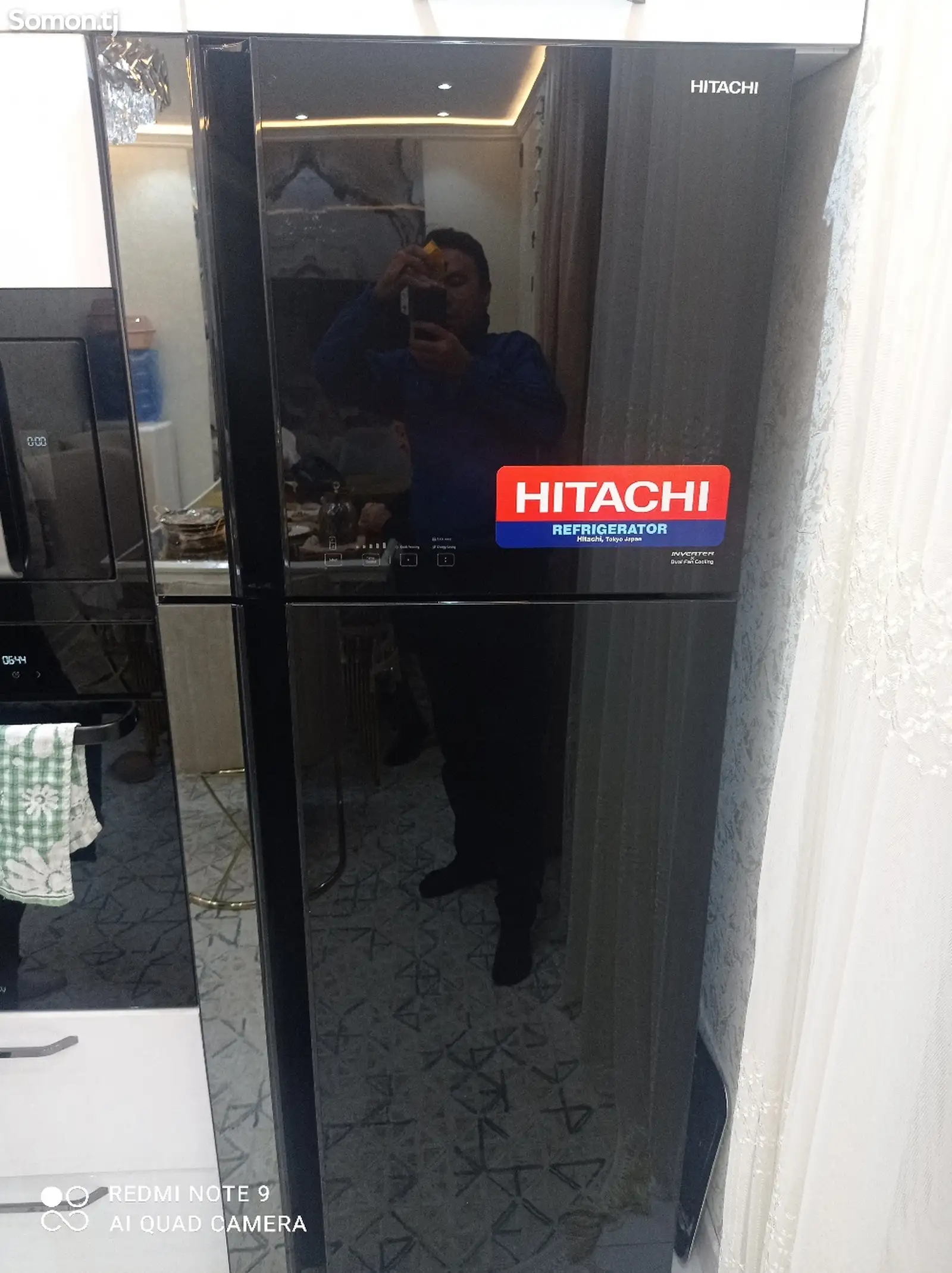 Холодильник HiTaChi-1