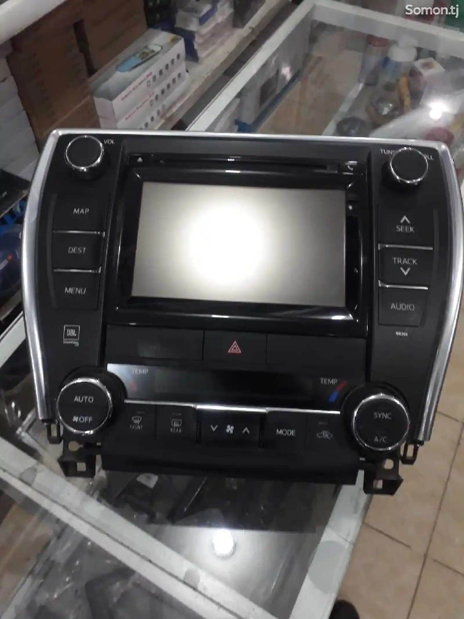 Штатный монитор для Toyota camry 2017-1
