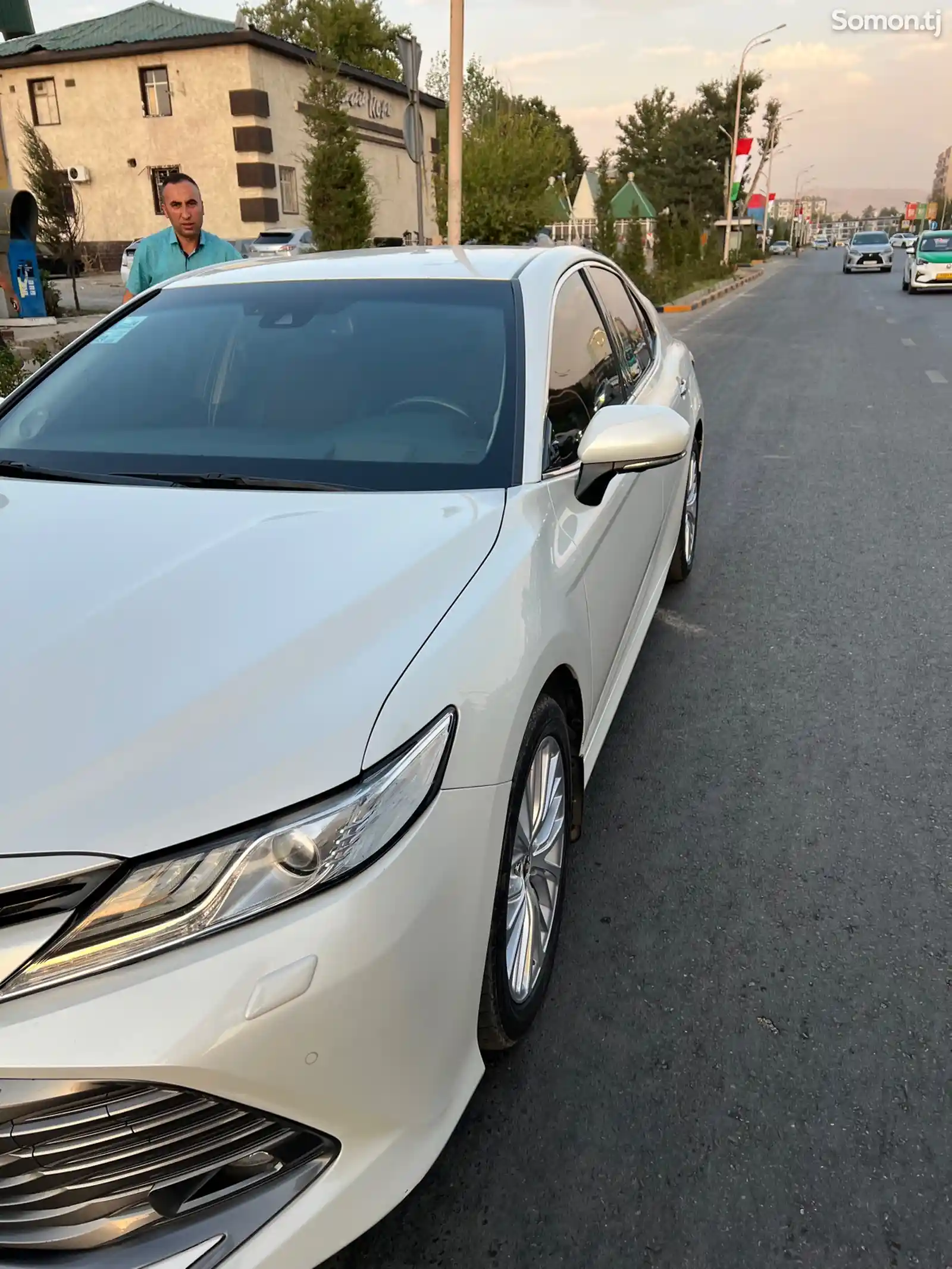 Toyota Camry, 2019-6