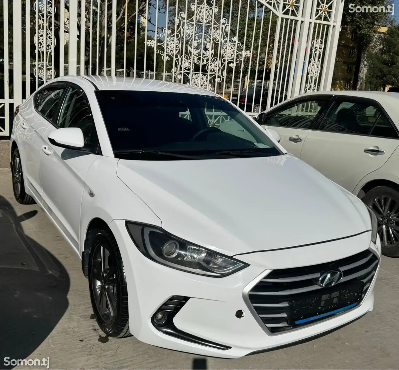 Hyundai Elantra, 2018-1