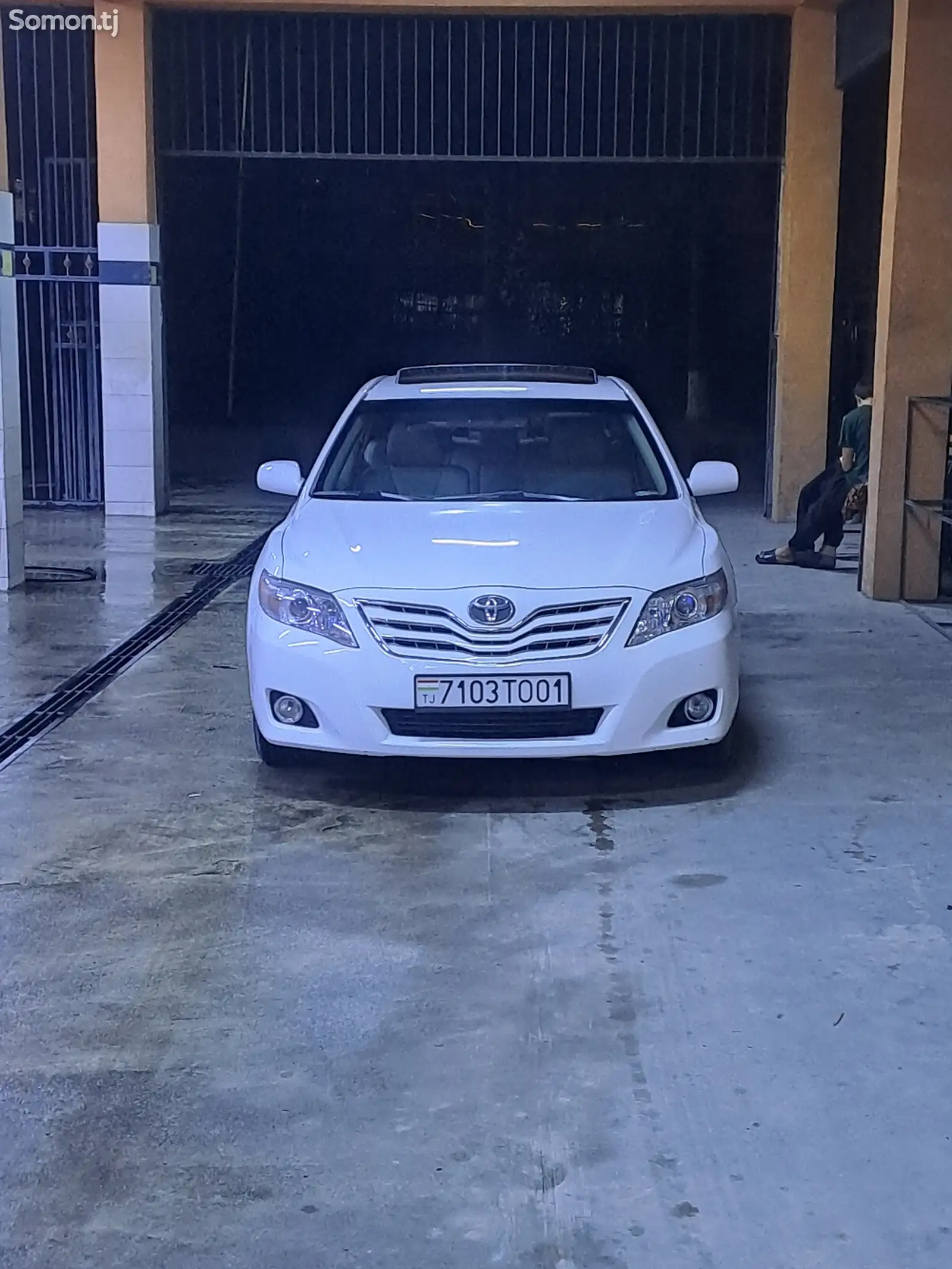 Toyota Camry, 2011-1