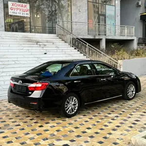 Toyota Camry, 2012