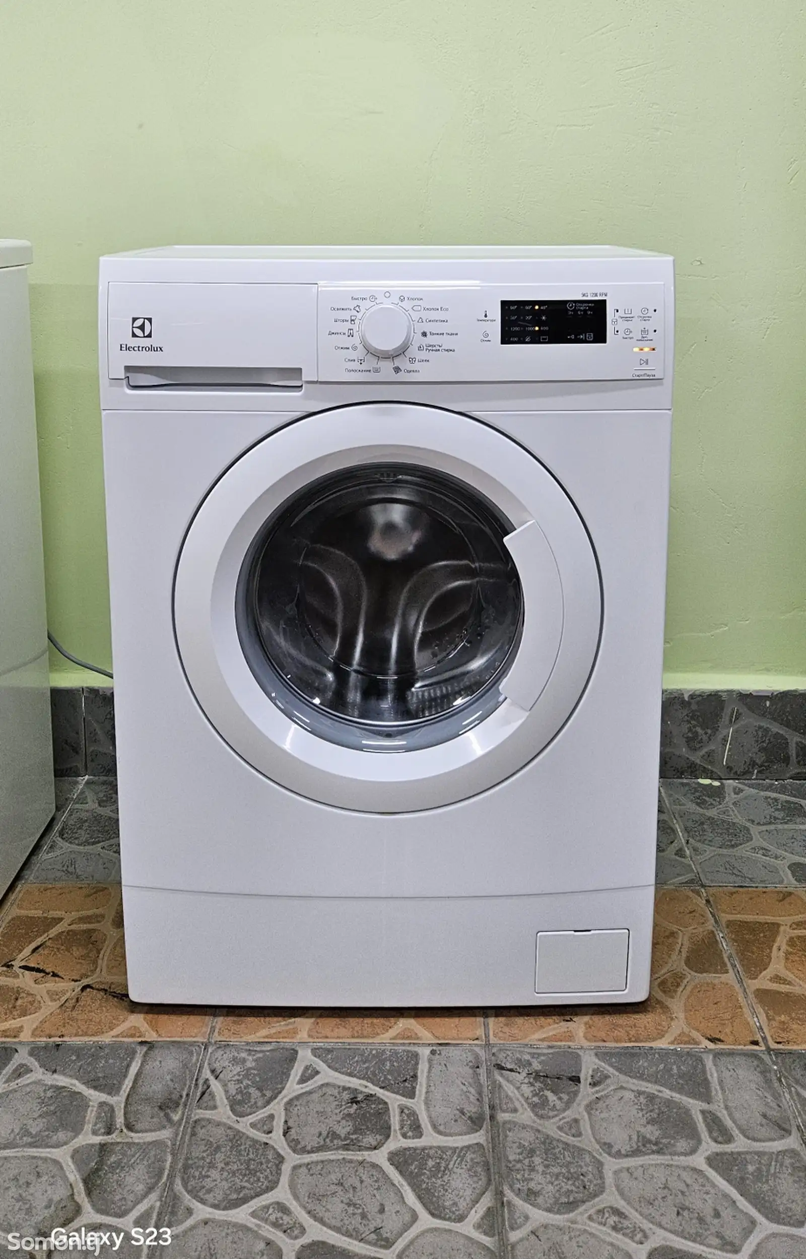 Стиральная машина Electrolux 5kg-1