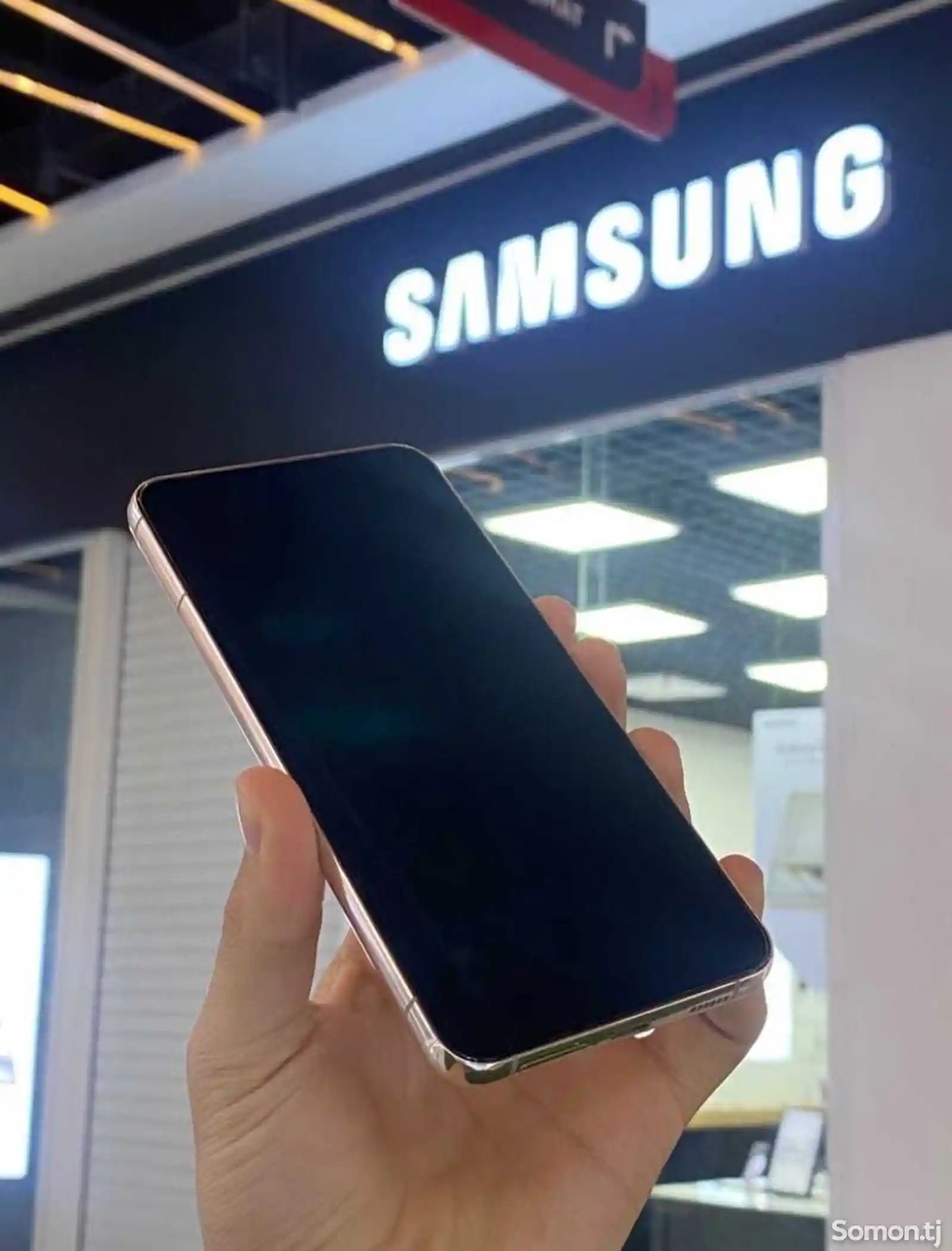 Samsung Galaxy S22+-4