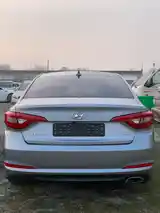 Hyundai Sonata, 2015-4