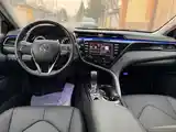 Toyota Camry, 2018-8