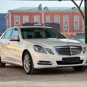 Mercedes-Benz E class, 2011