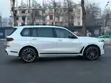 BMW X7, 2023-3