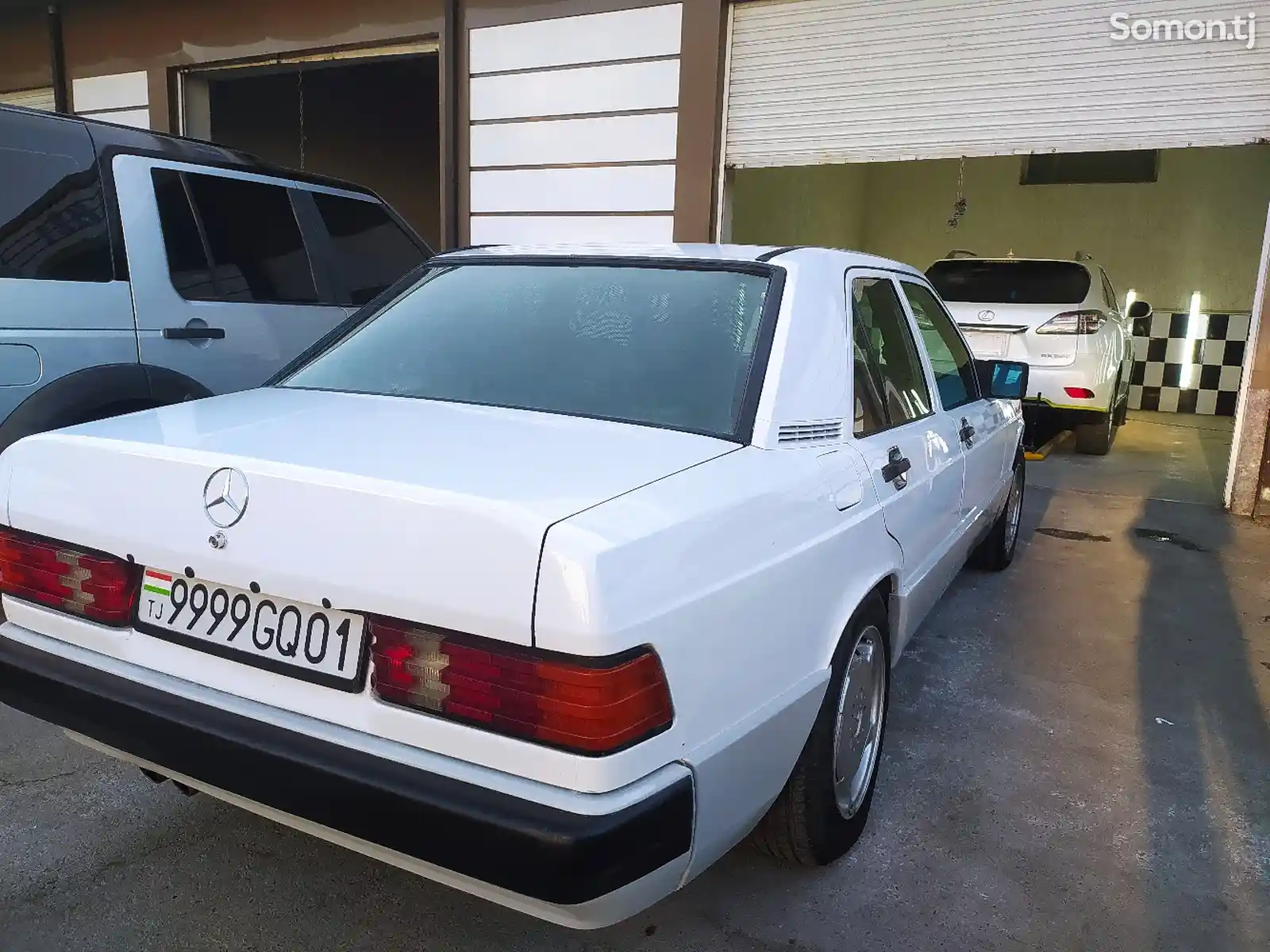 Mercedes-Benz W201, 1990-7