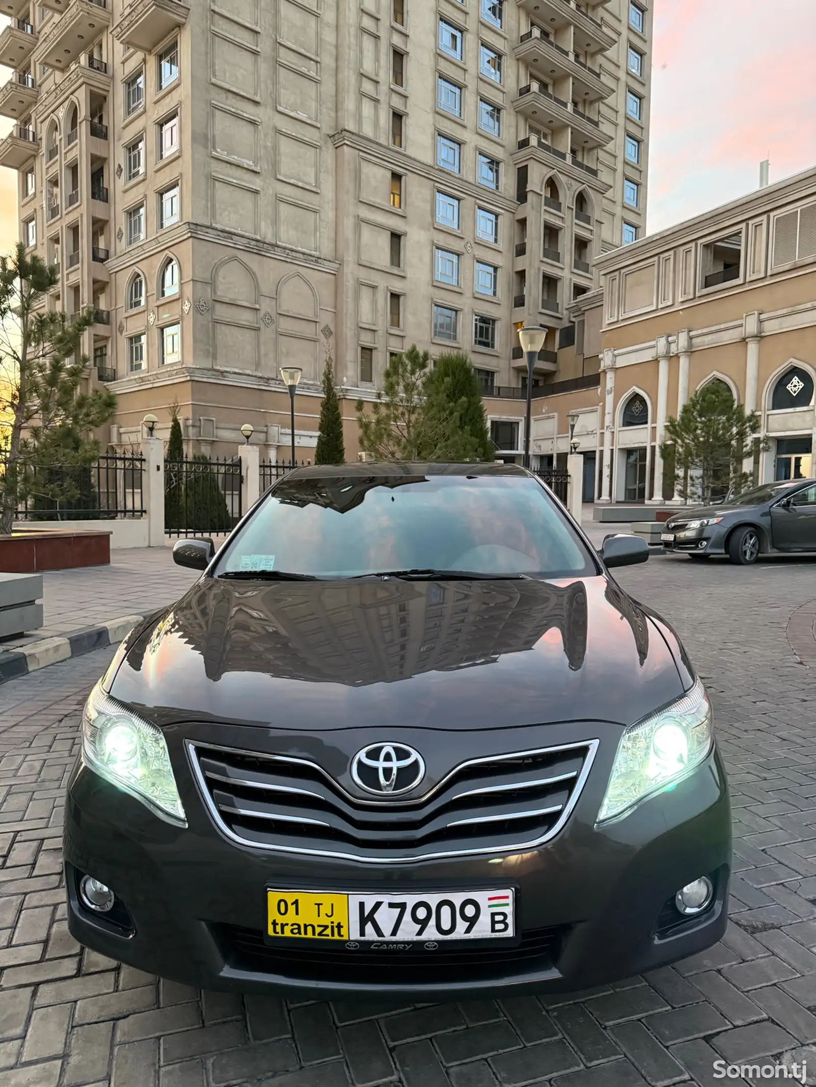 Toyota Camry, 2011-1