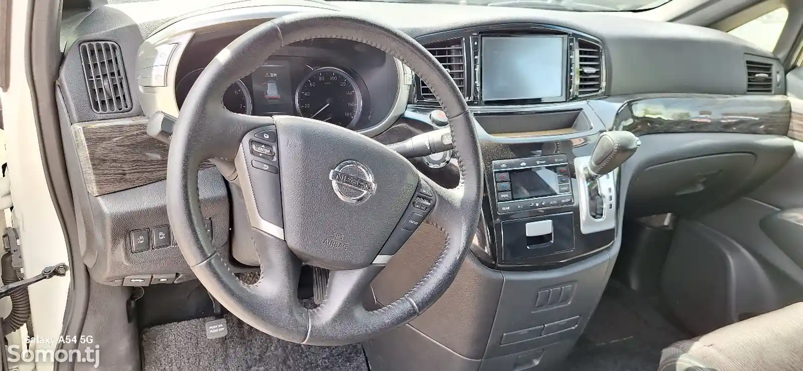 Toyota Voxy, 2014-13