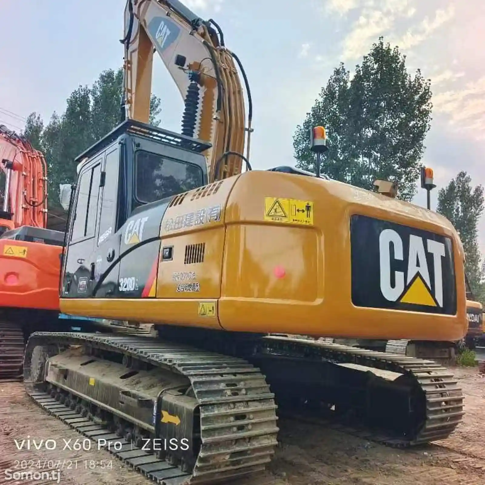 Экскаватор CAT 320 на заказ-1