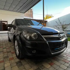 Opel Astra H, 2009