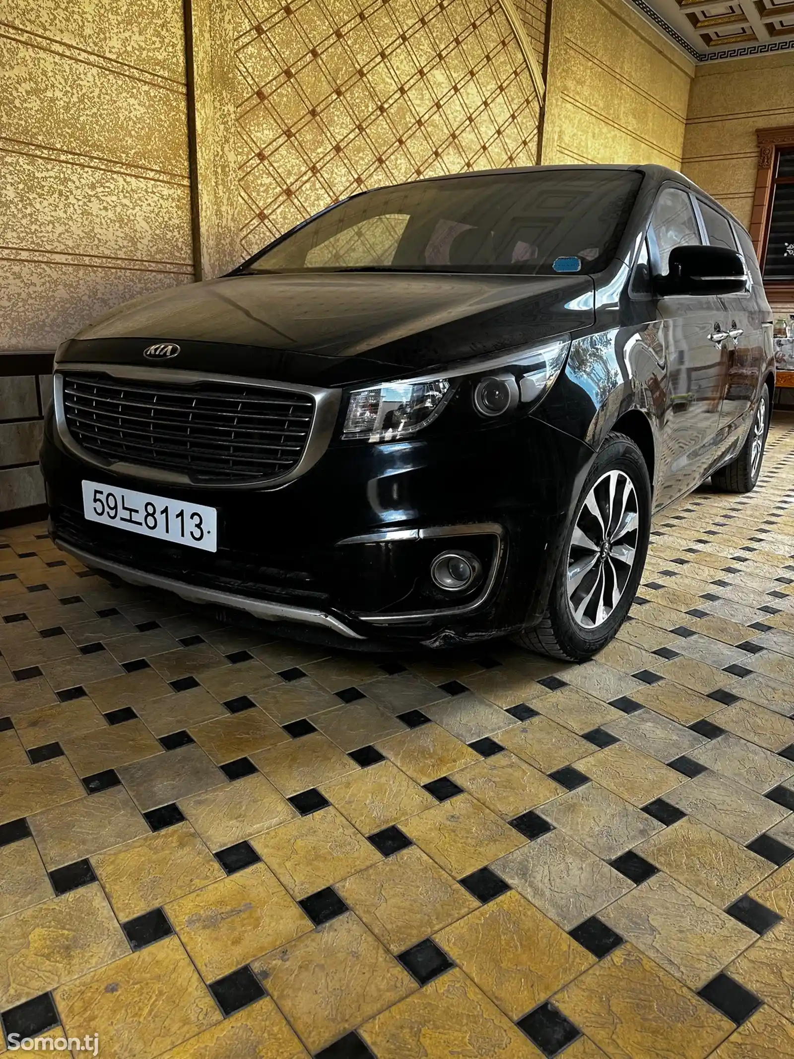 Kia Carnival, 2015-1