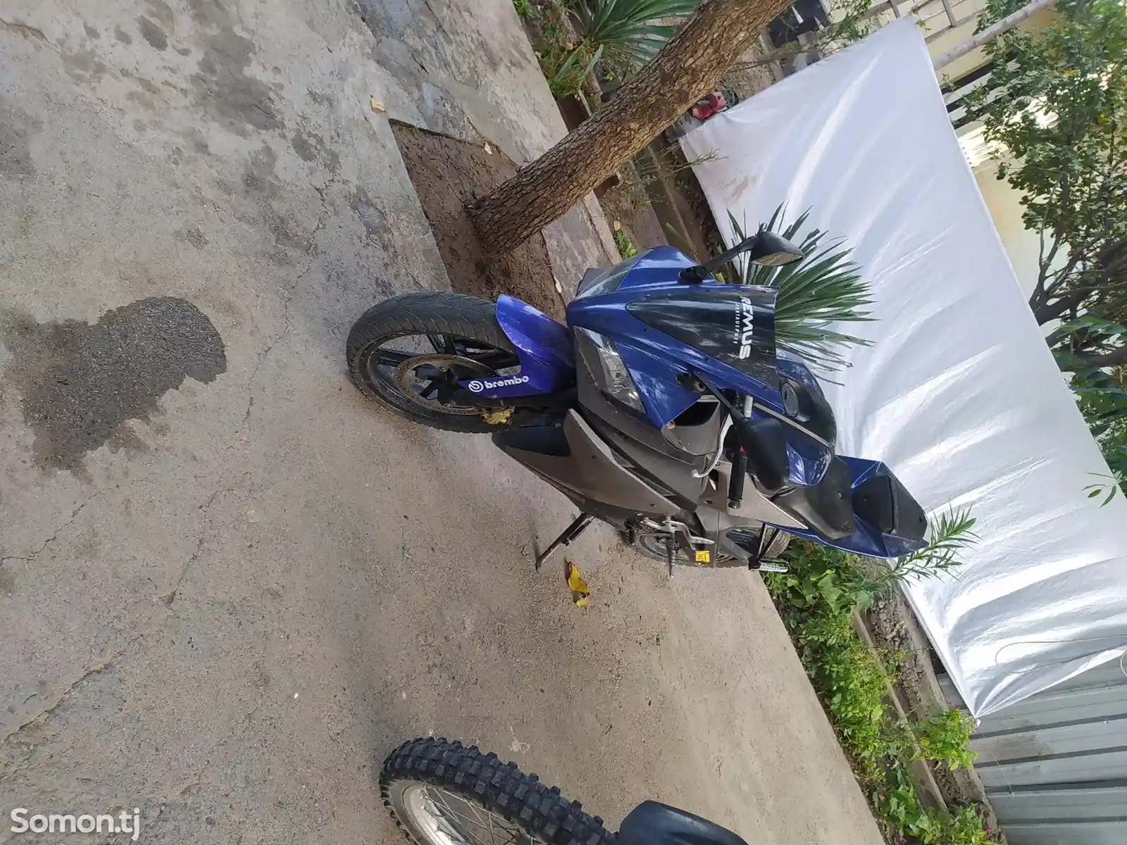 Мотоцикл Yamaha R150-2