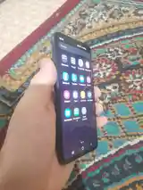 Samsung Galaxy S10E-2