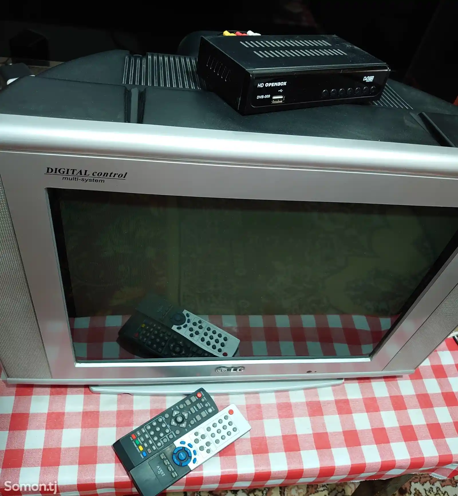 Телевизор LG с тюнером openbox-5
