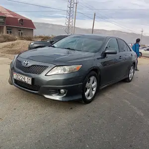 Toyota Camry, 2011