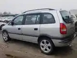 Opel Zafira, 2002-3