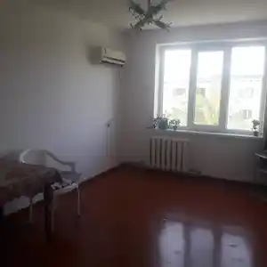 2-комн. квартира, 4 этаж, 50м², Фирдавси