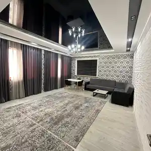 2-комн. квартира, 9 этаж, 84м², Дом печати