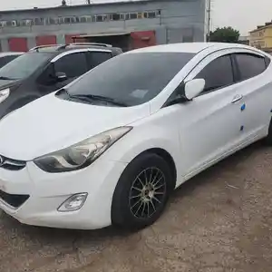 Hyundai Avante, 2012