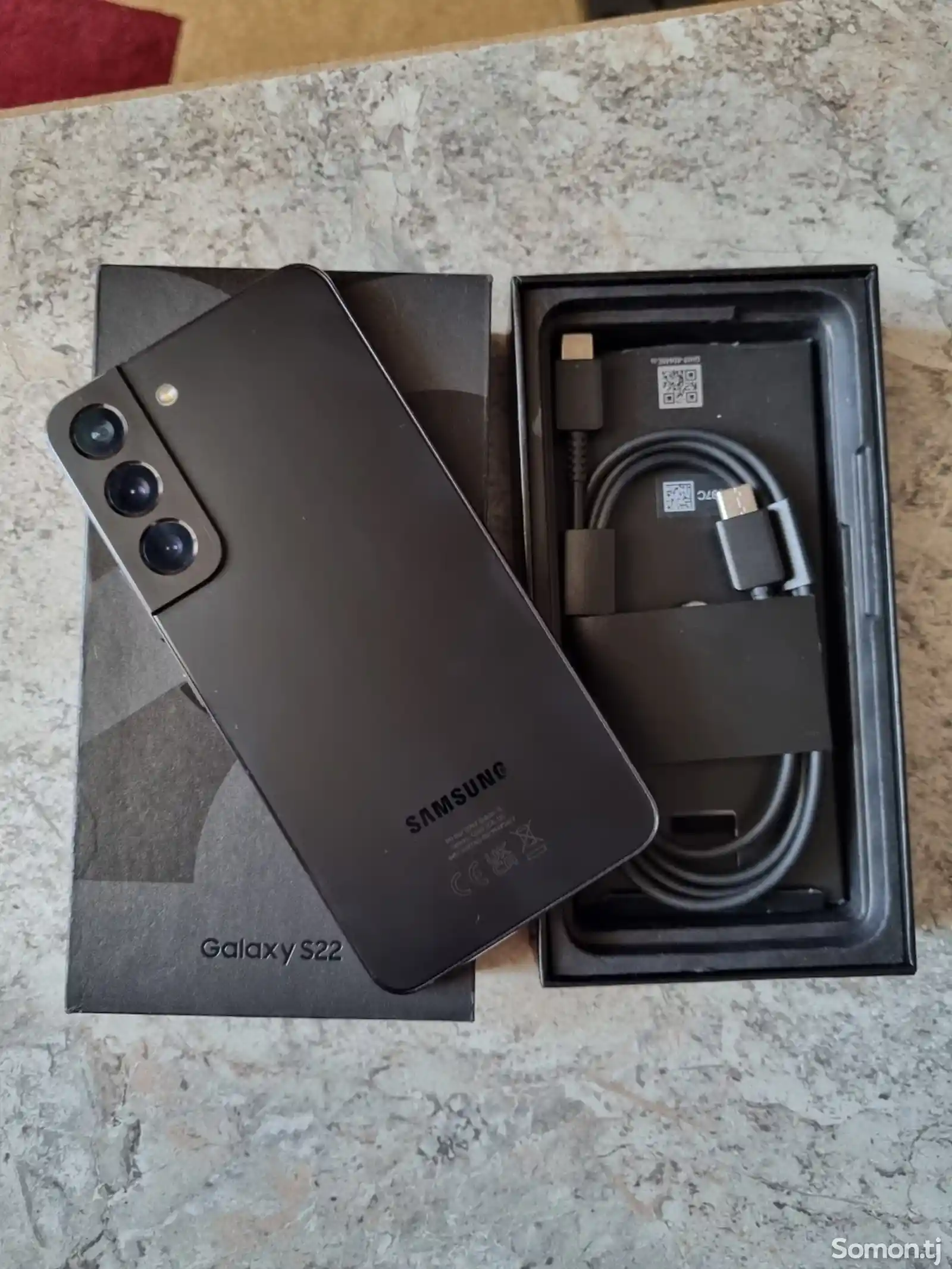 Samsung Galaxy S22-4