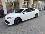 Toyota Camry, 2018-3