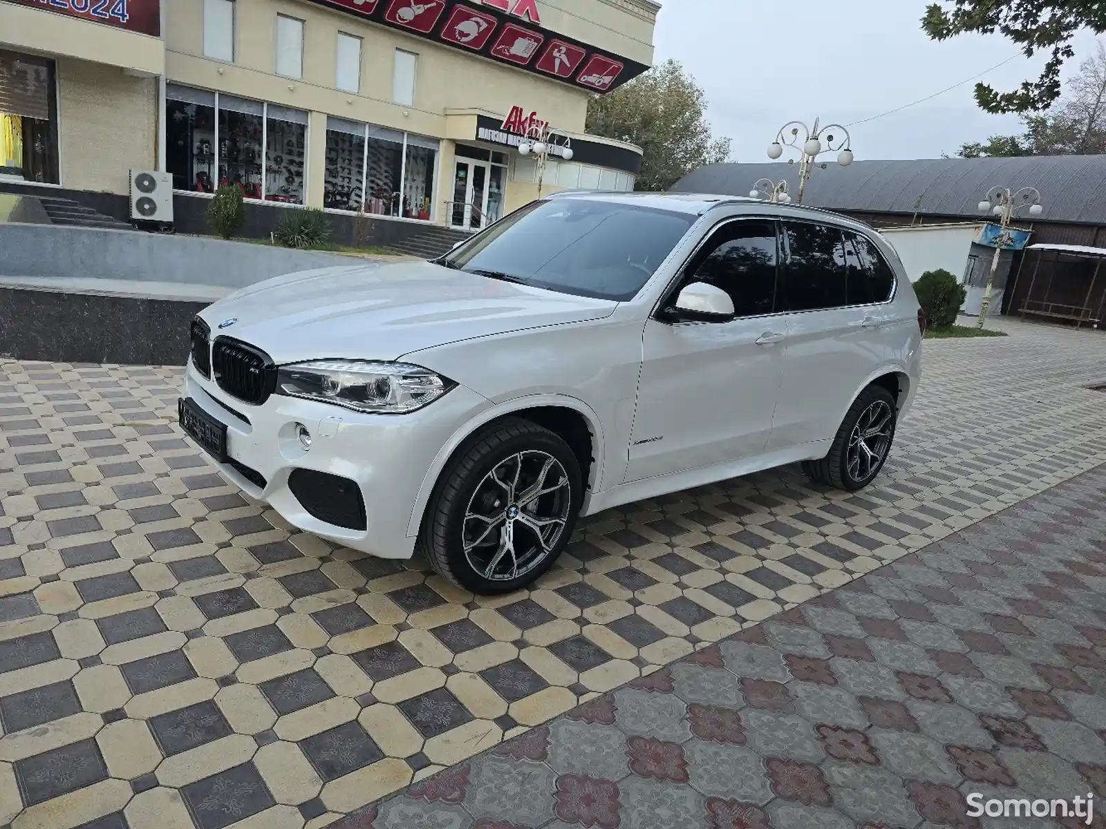 BMW X5, 2015-4