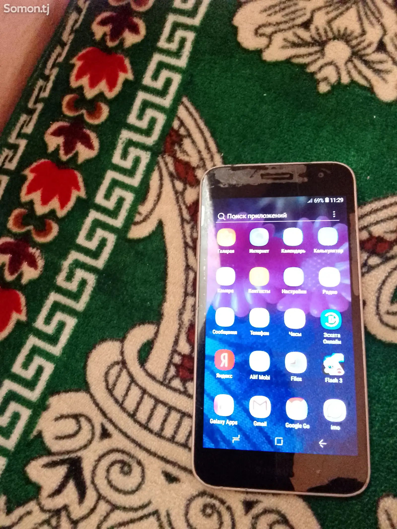 Samsung Galaxy J2-1