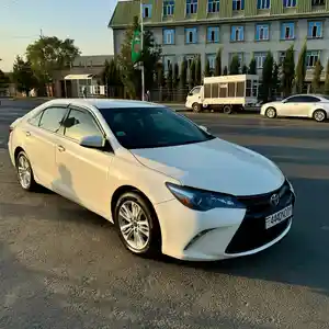 Toyota Camry, 2015