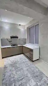 2-комн. квартира, 6 этаж, 64 м², 19 мкр-2