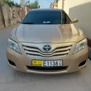 Toyota Camry, 2011