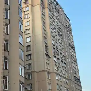 3-комн. квартира, 15 этаж, 113 м², 82 мкр