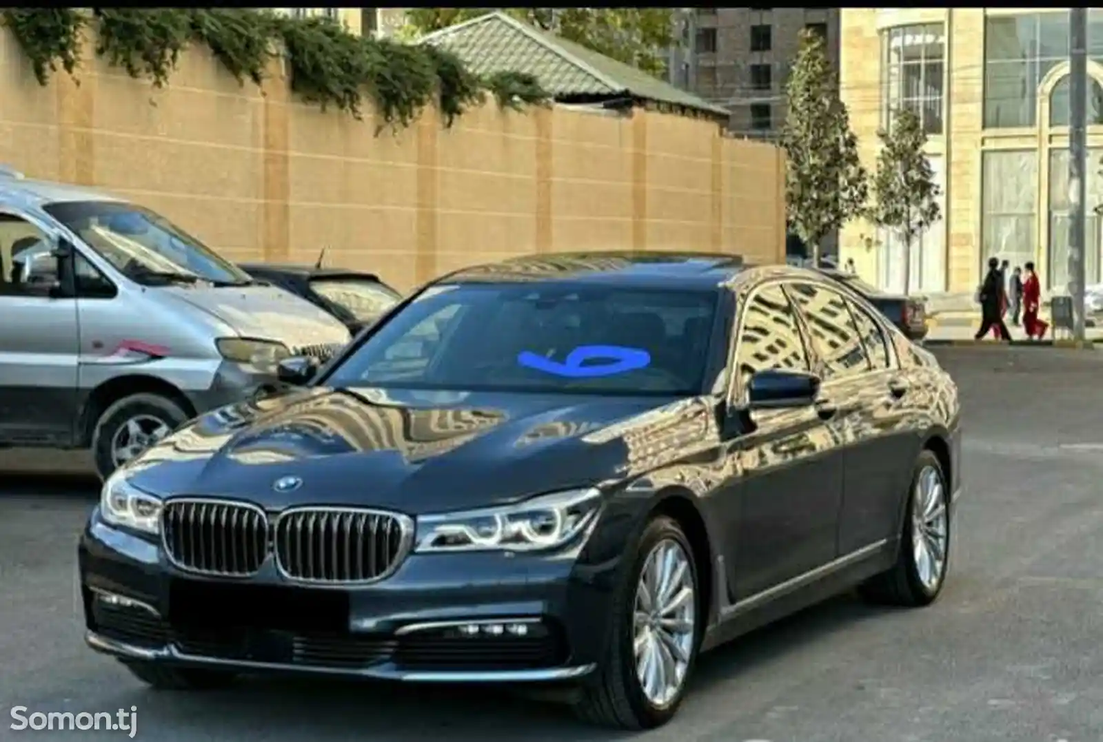 Лобовое стекло от BMW 7-series 2016