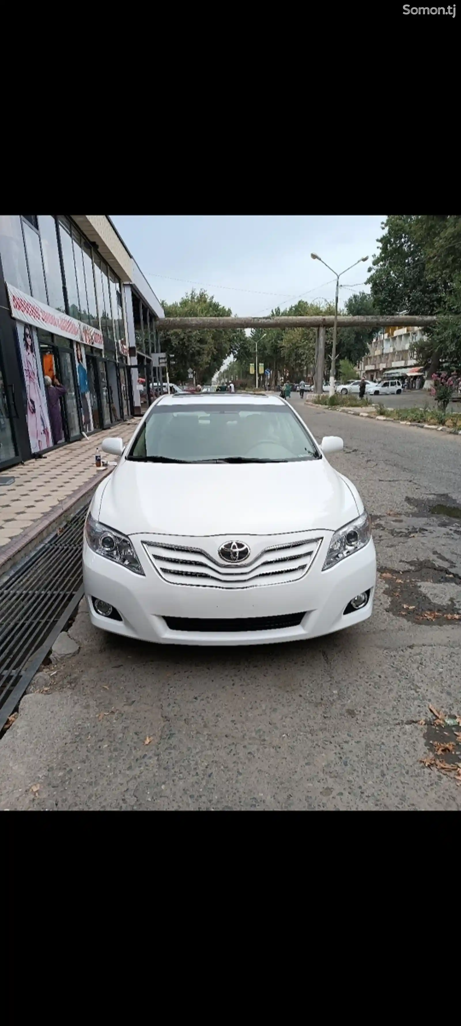 Toyota Camry, 2011-1