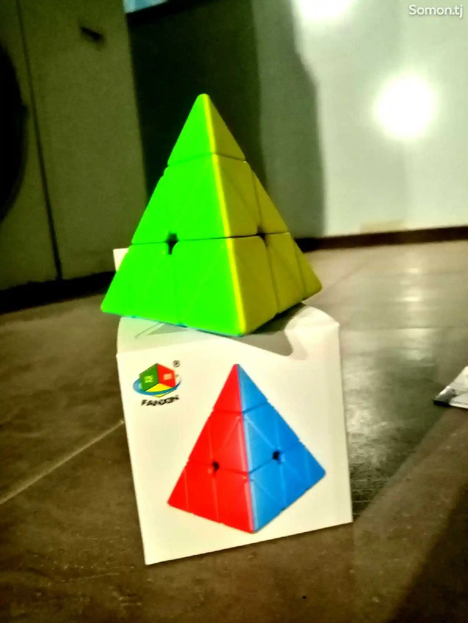 Кубик рубика пирамида-2