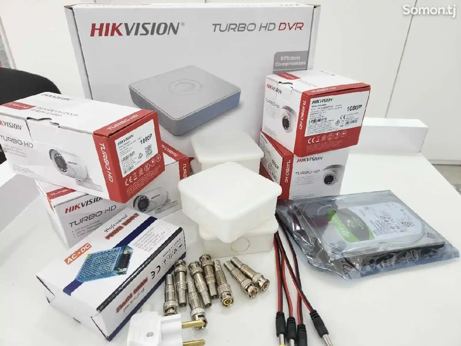 Комплект камер Hikvision-1