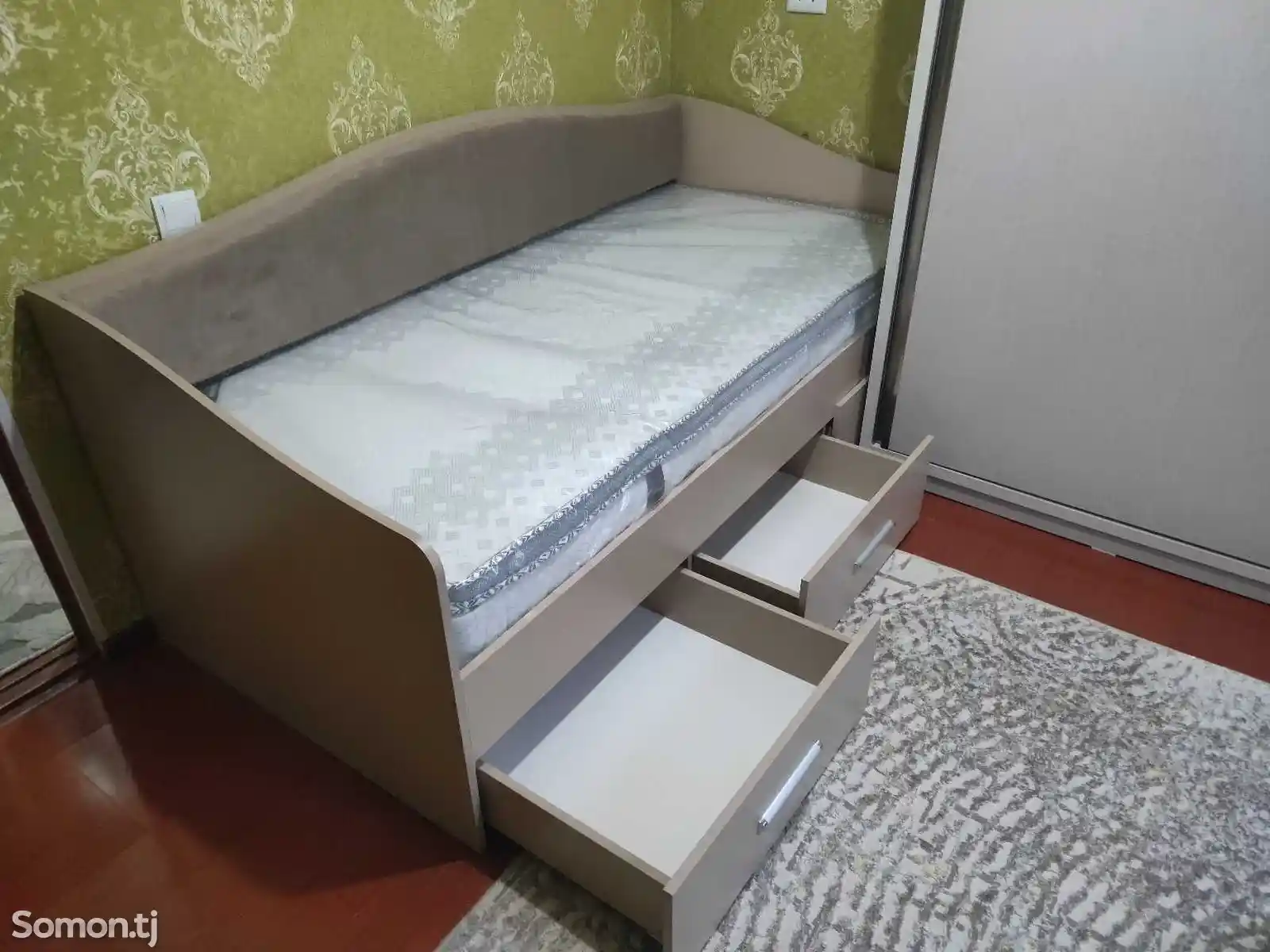 Одноместный кровать-5