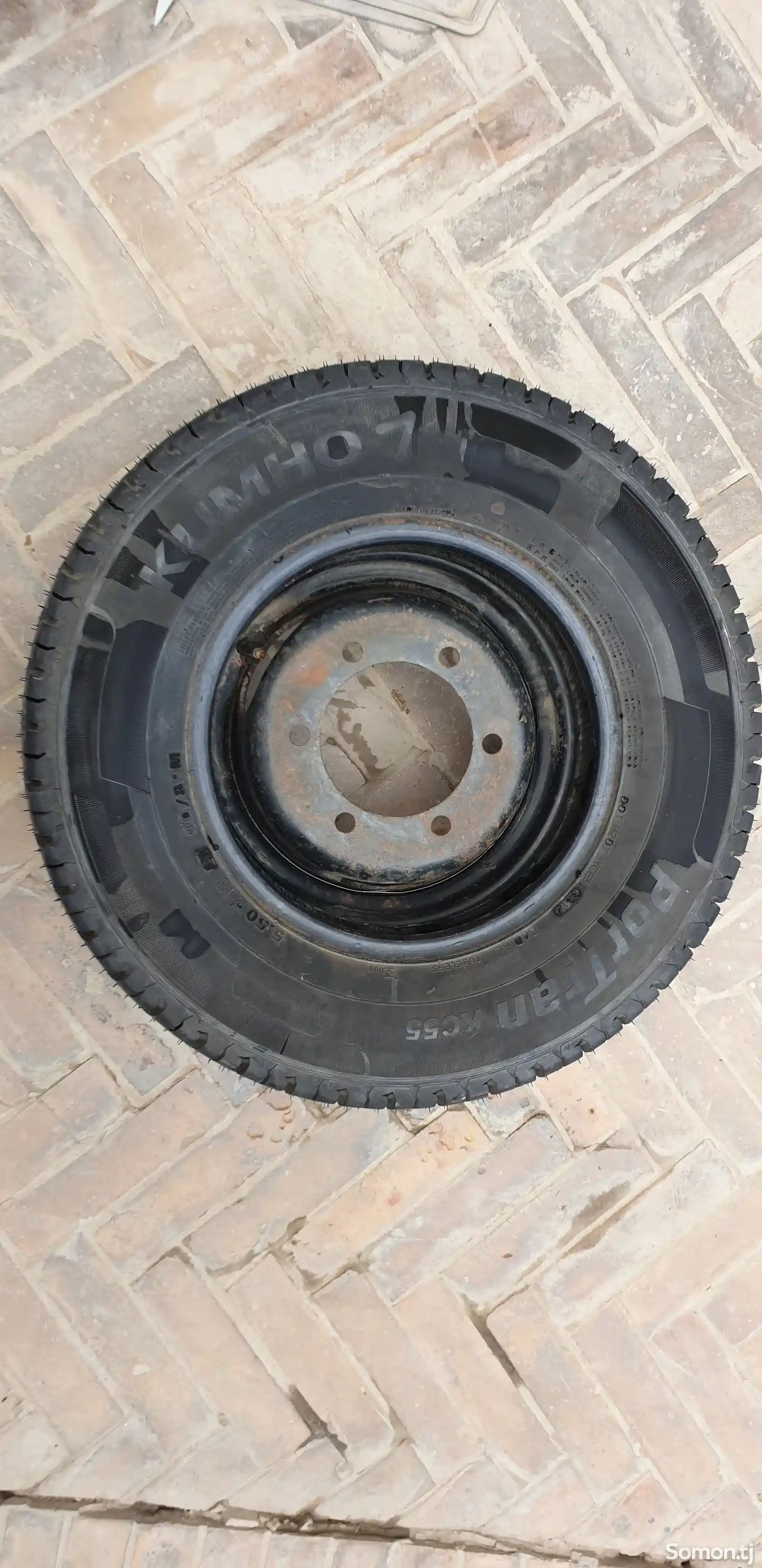 Диск с шиной R13 Kumho от Kia Bongo-5