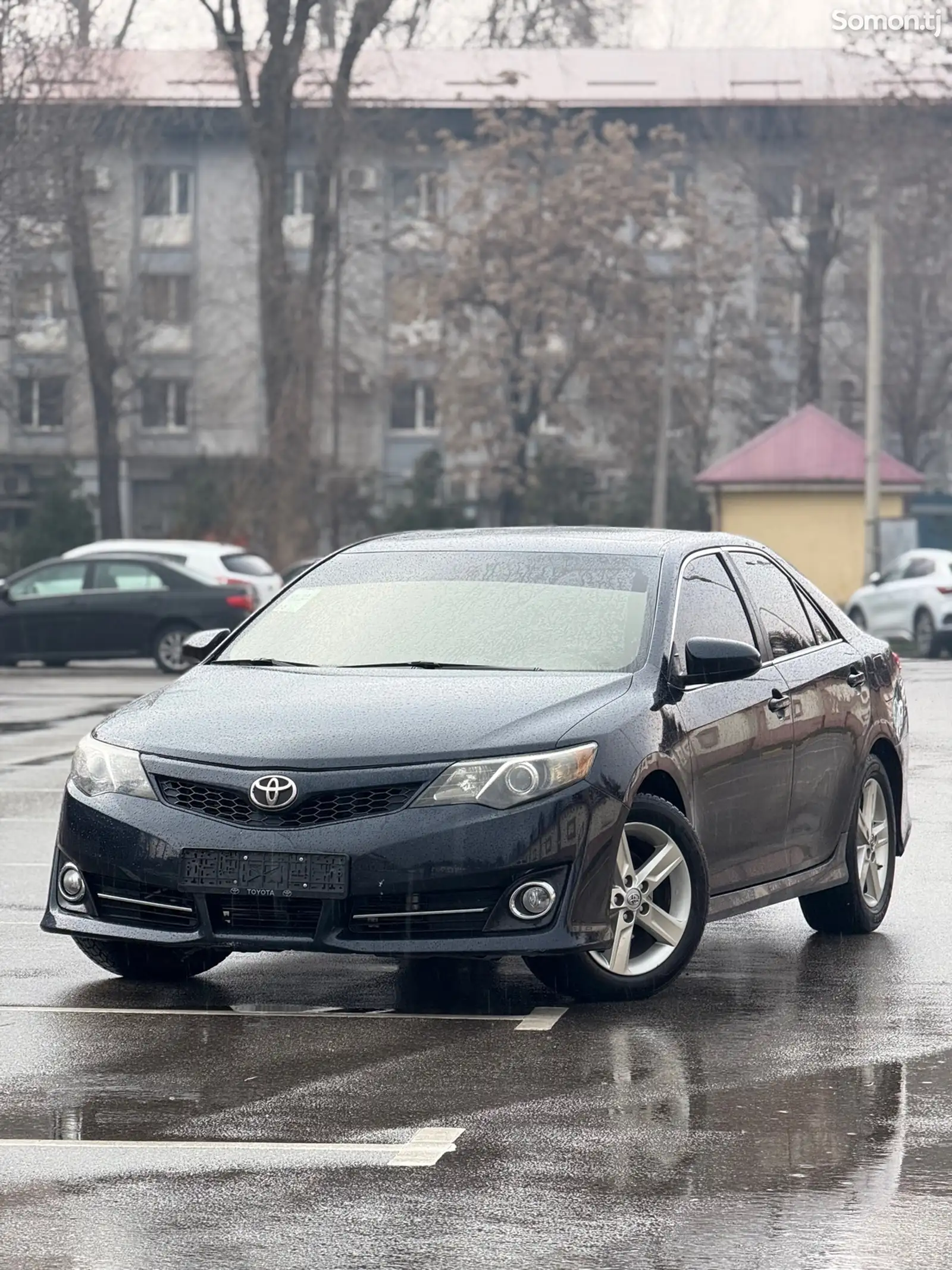 Toyota Camry, 2014-1