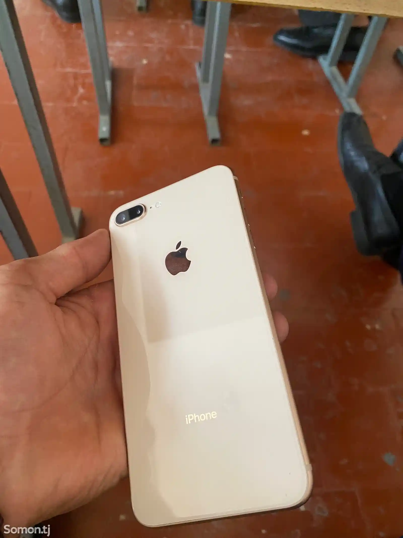 Apple iPhone 8 plus, 64 gb, Gold-3