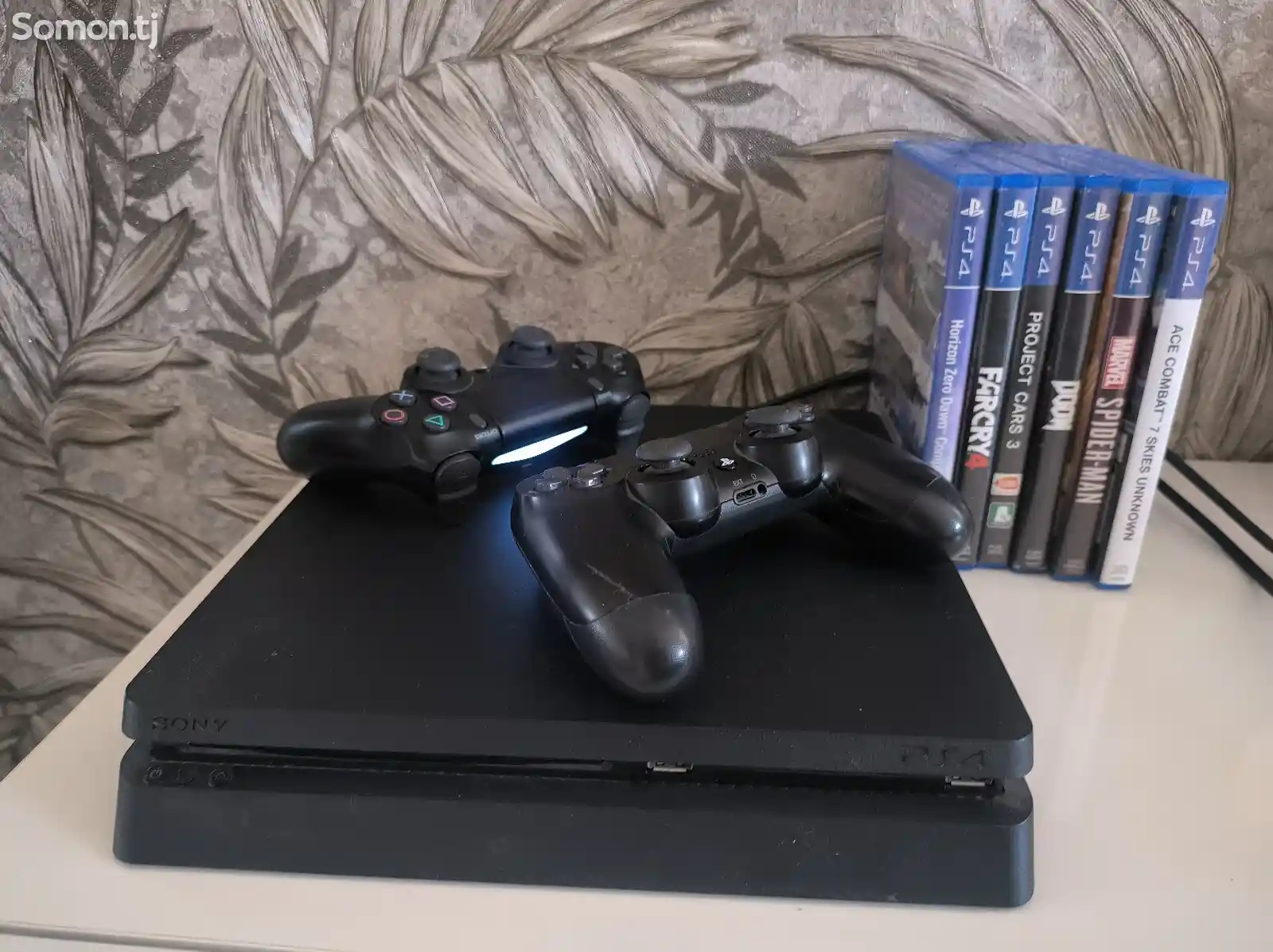 Игровая приставка Playstation 4 slim-1