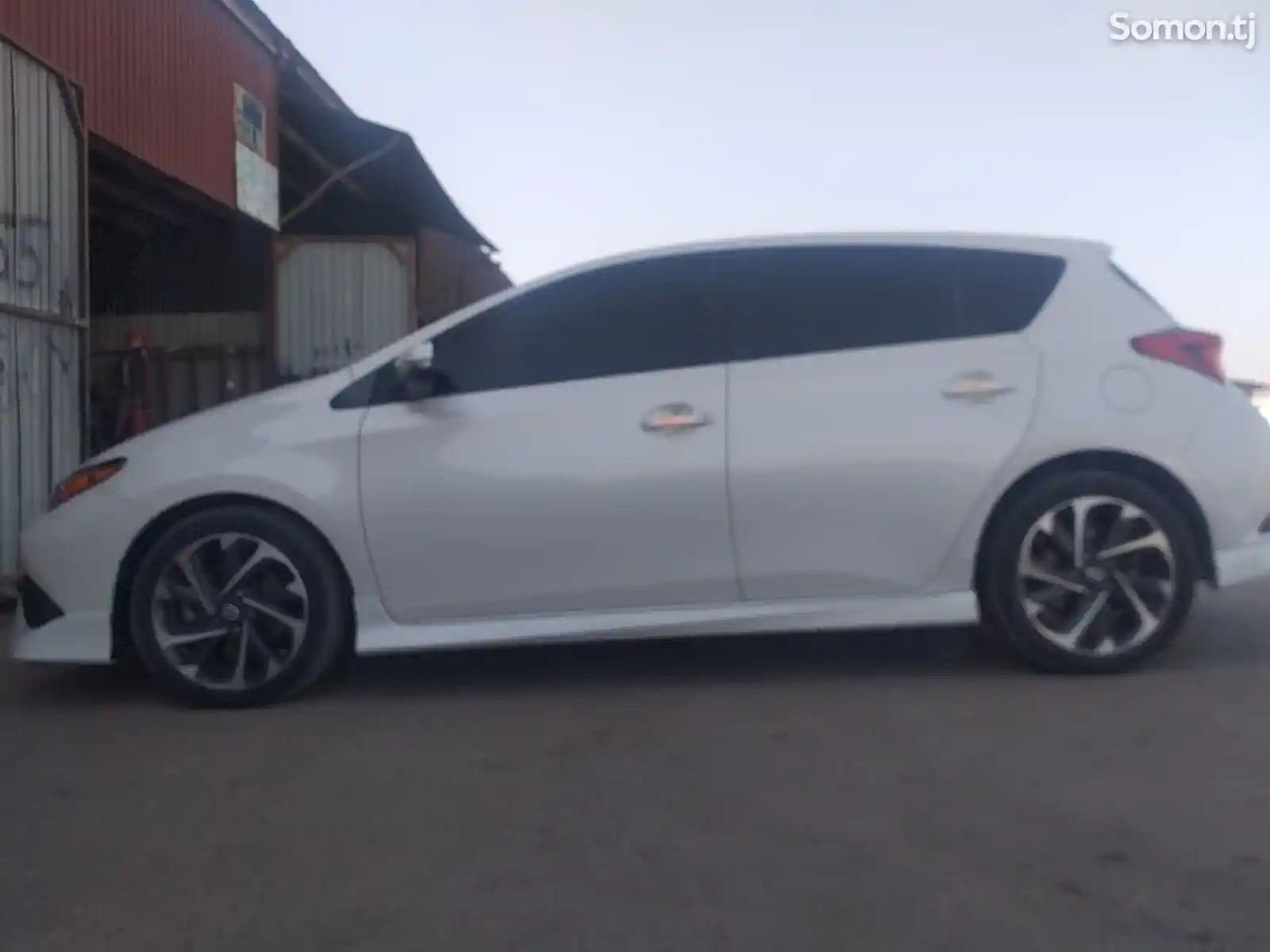 Toyota Corolla, 2016-8