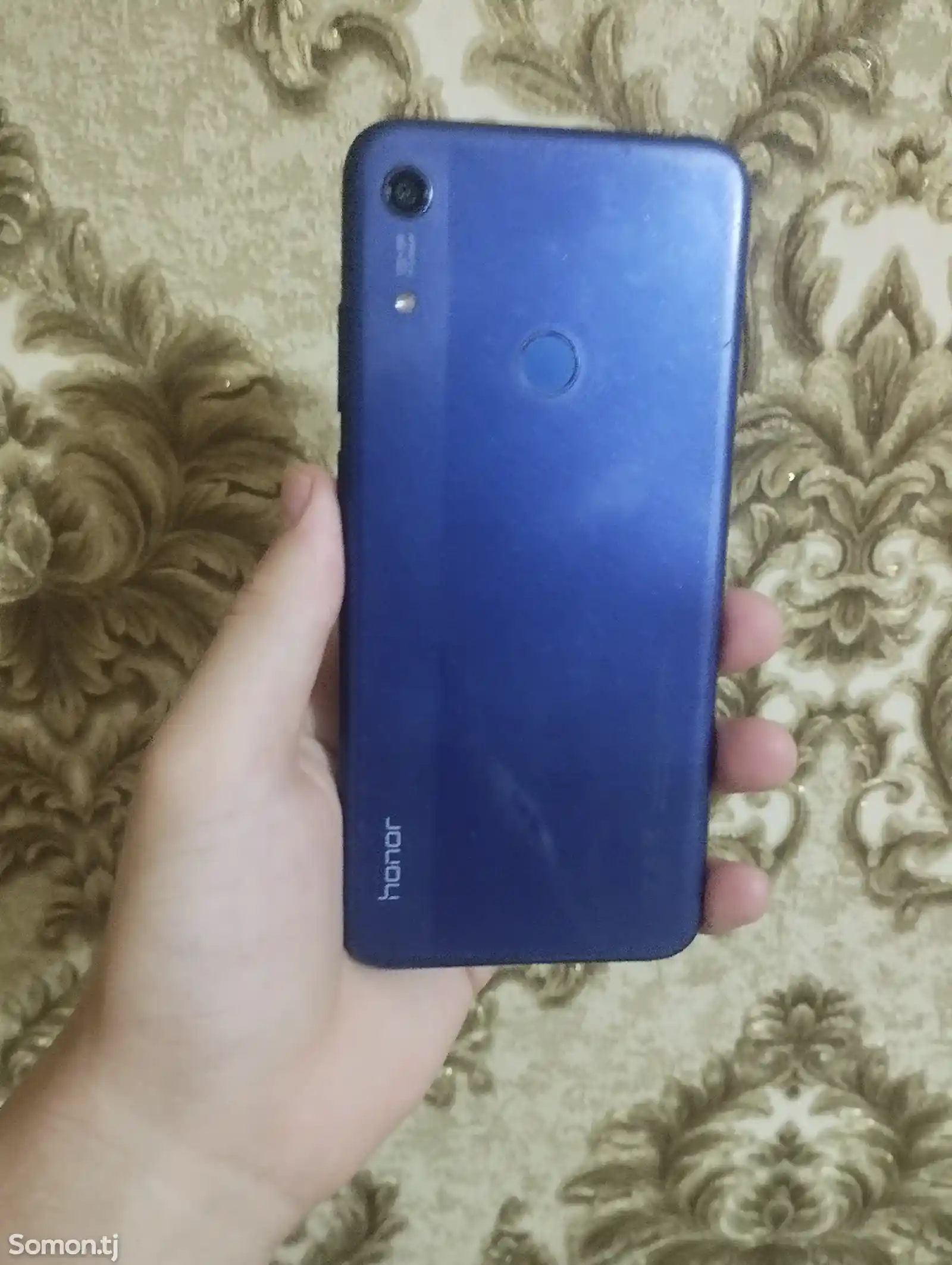 Honor 8A-1