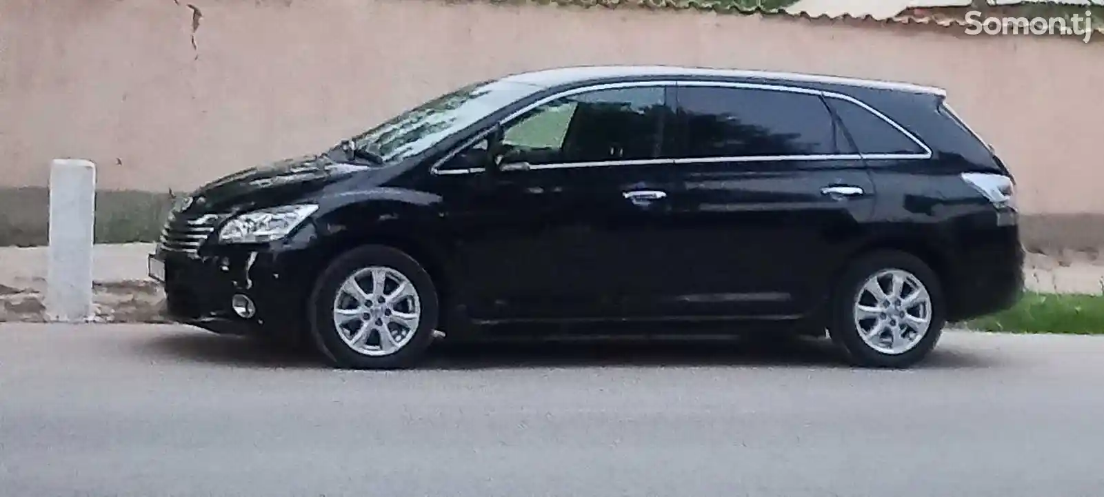 Toyota Mark X ZiO, 2011-1