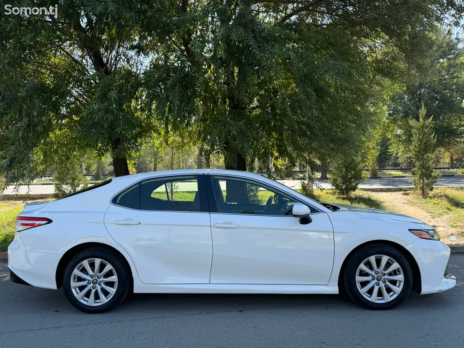 Toyota Camry, 2018-3