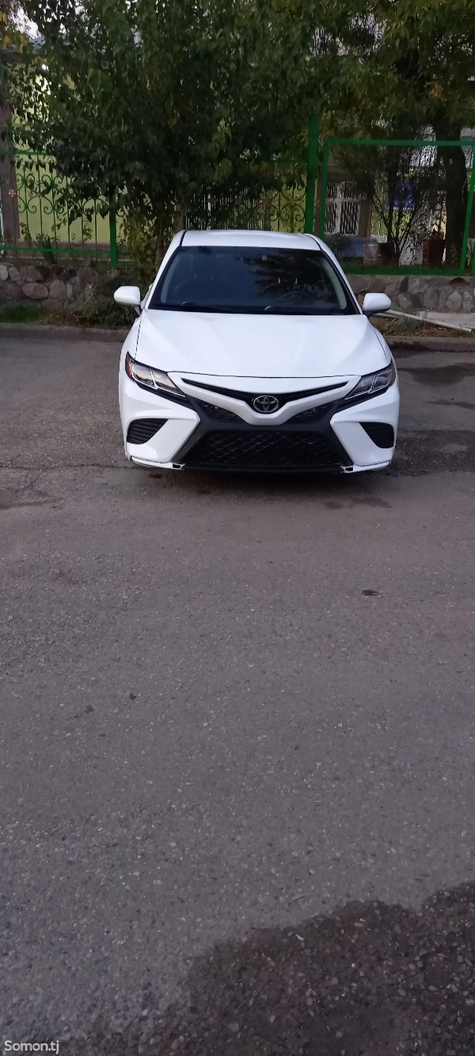 Toyota Camry, 2019-13