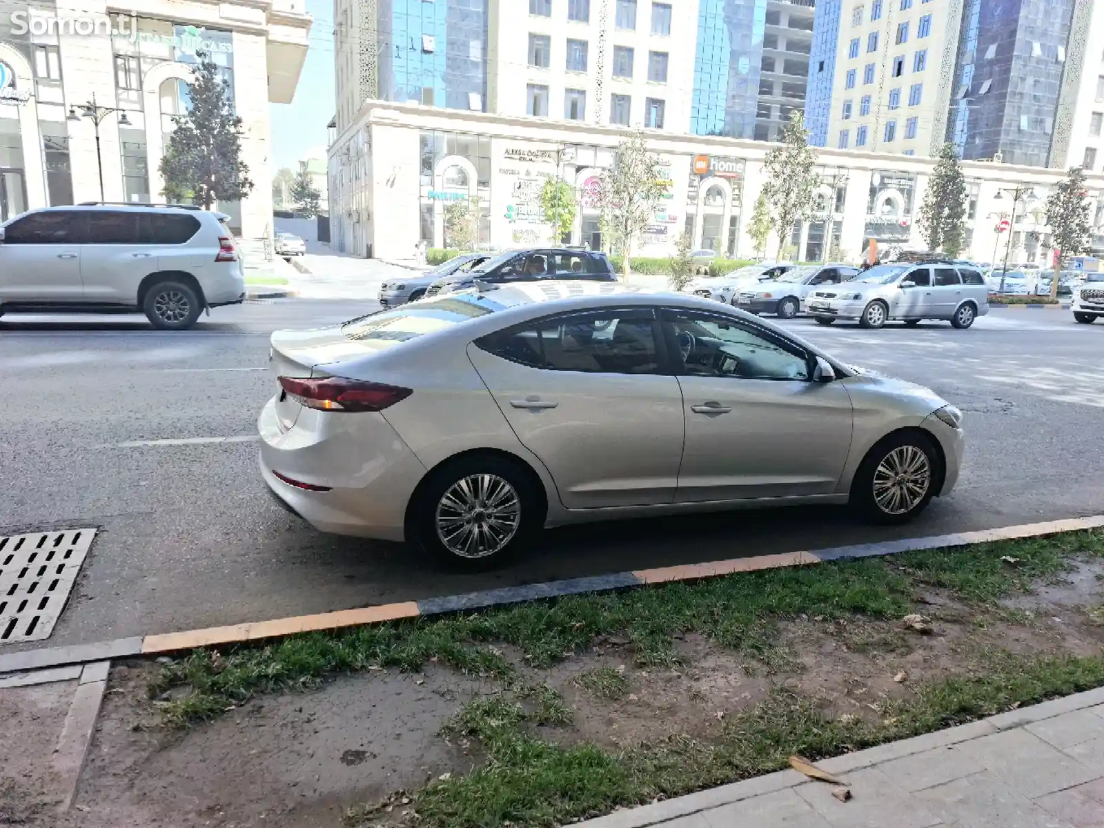 Hyundai Elantra, 2017-4