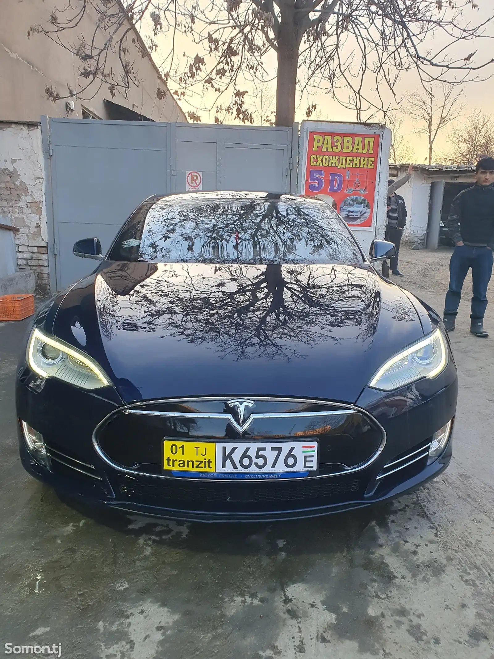 Tesla Model S, 2014-1